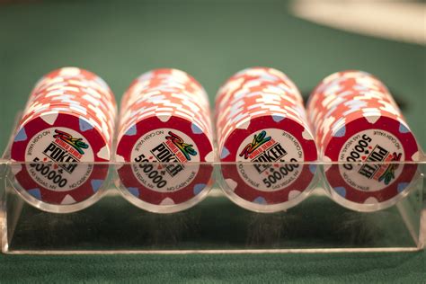 world series of poker main event starting chips